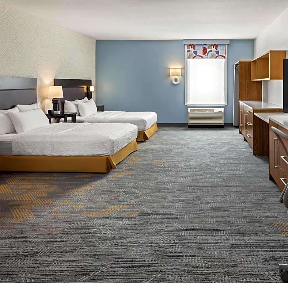 Home2 Suites by Hilton Minneapolis / Roseville, MN
