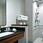 Fairfield Inn & Suites by Marriott Milwaukee West