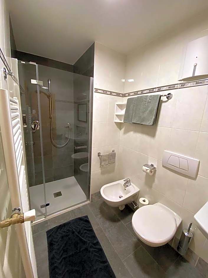 Garni Residence Trocker