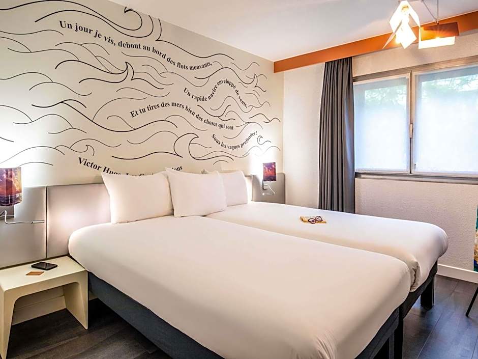 Ibis Styles Paris Tolbiac Bibliotheque