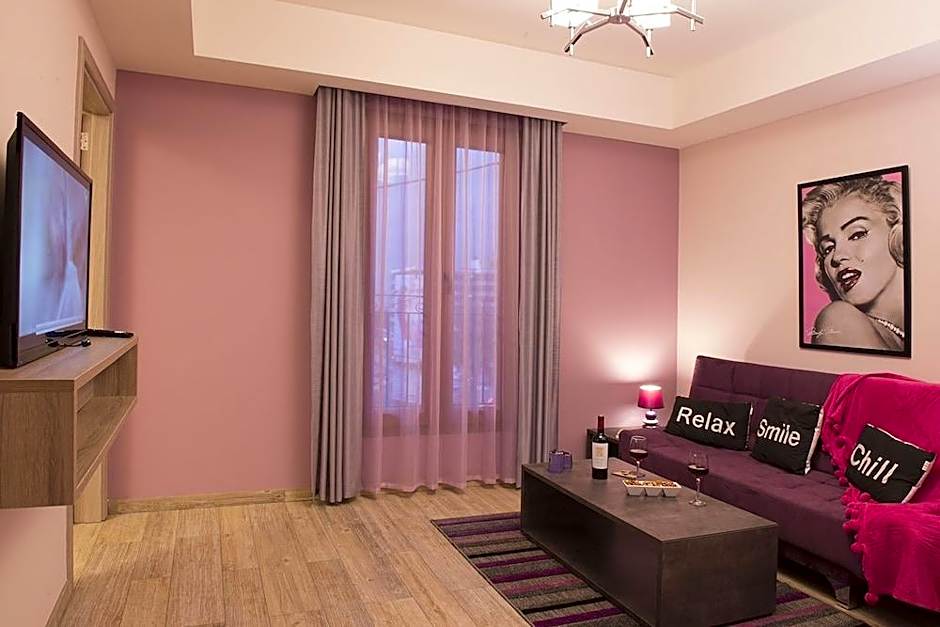 HOtello guest suites