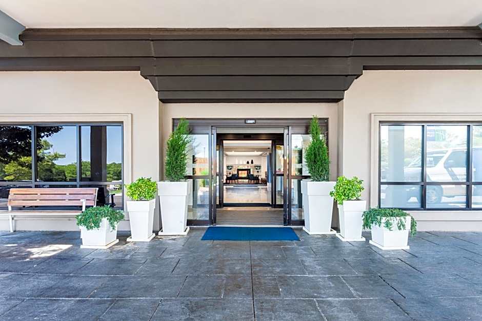 Holiday Inn Express Hauppauge-Long Island By IHG