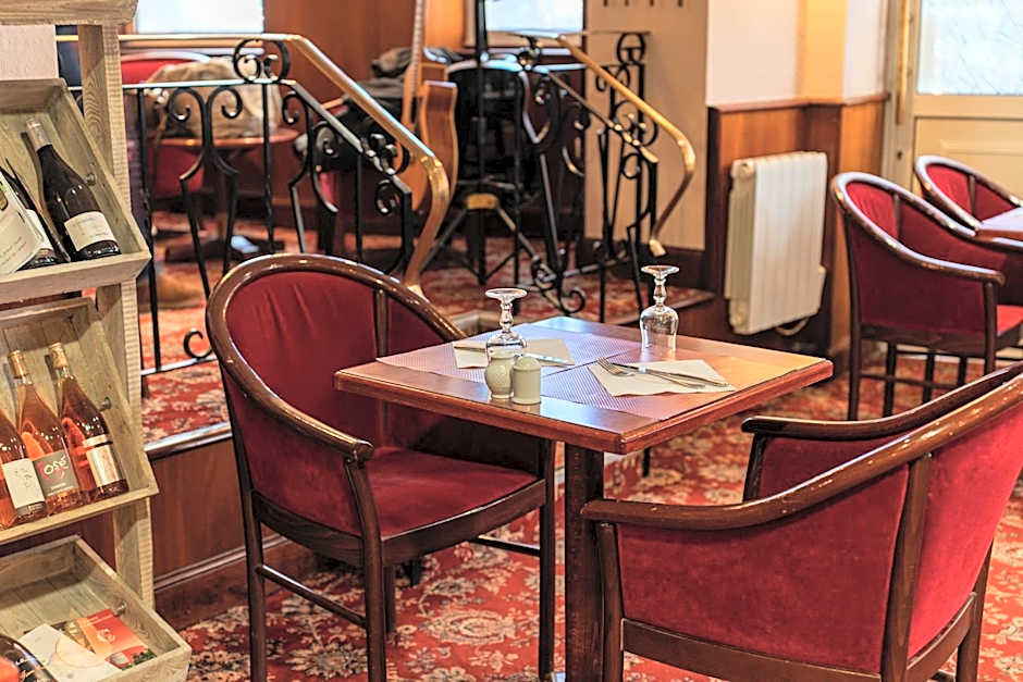 The Originals City, Hotel Le Lion d'Or, Chinon (Inter-Hotel)