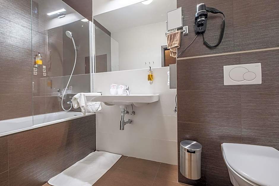 PREMIUM Business Hotel Bratislava