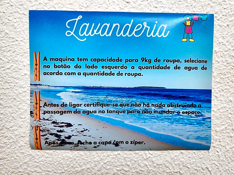 Completa casa apenas 700m da praia