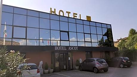Hotel Ascot
