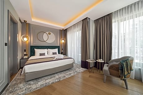 Suite, Garden View
