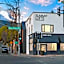 Summit Lofts Boutique Hotel