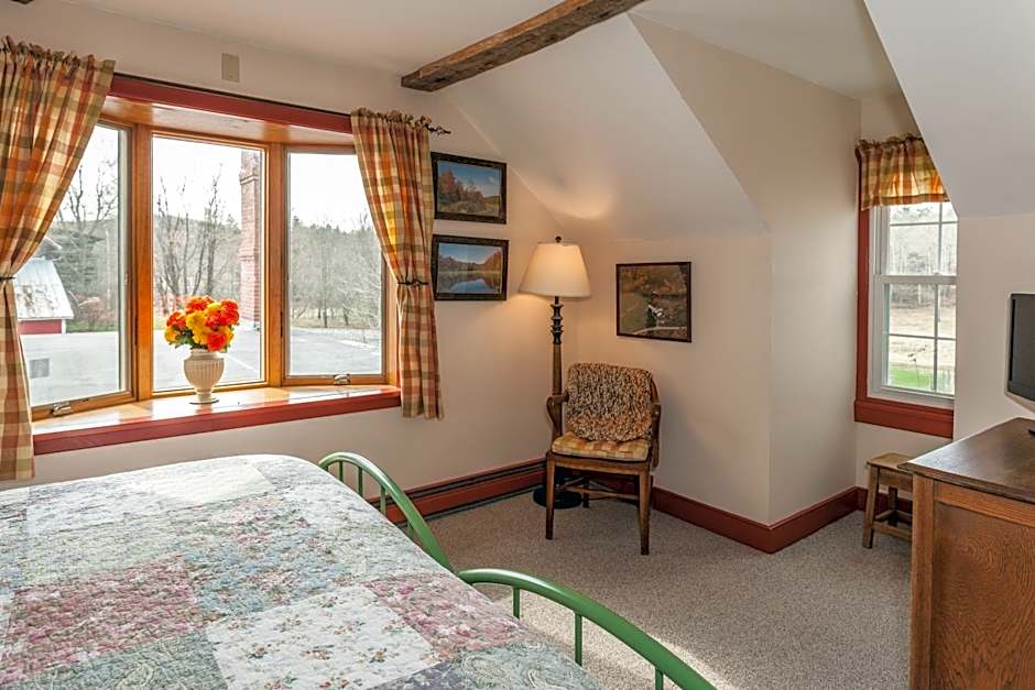 Inn At Buck Hollow Farm