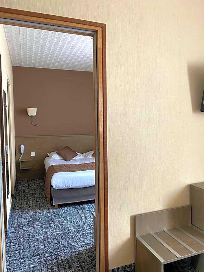 Brit Hotel Le Surcouf