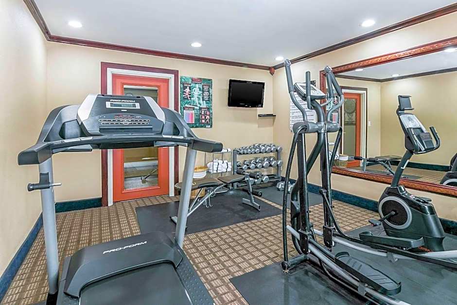 Quality Inn & Suites Atlanta Airport South