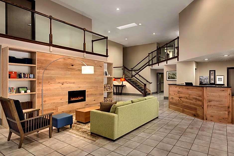Country Inn & Suites by Radisson, Dahlgren-King George, VA