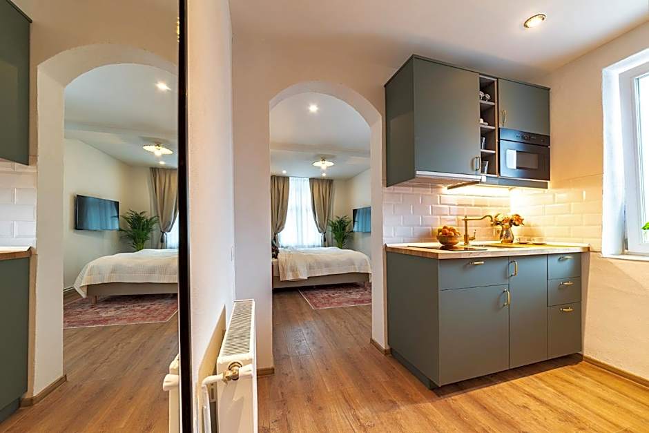 Nikolas Haus Central Location with Free Parking