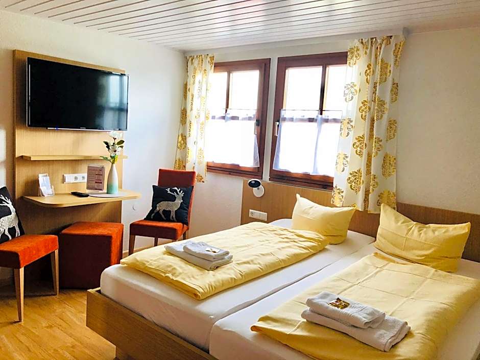 Hotel - Restaurant Hirschen - Werneths Landgasthof beim Europa- Park Rust