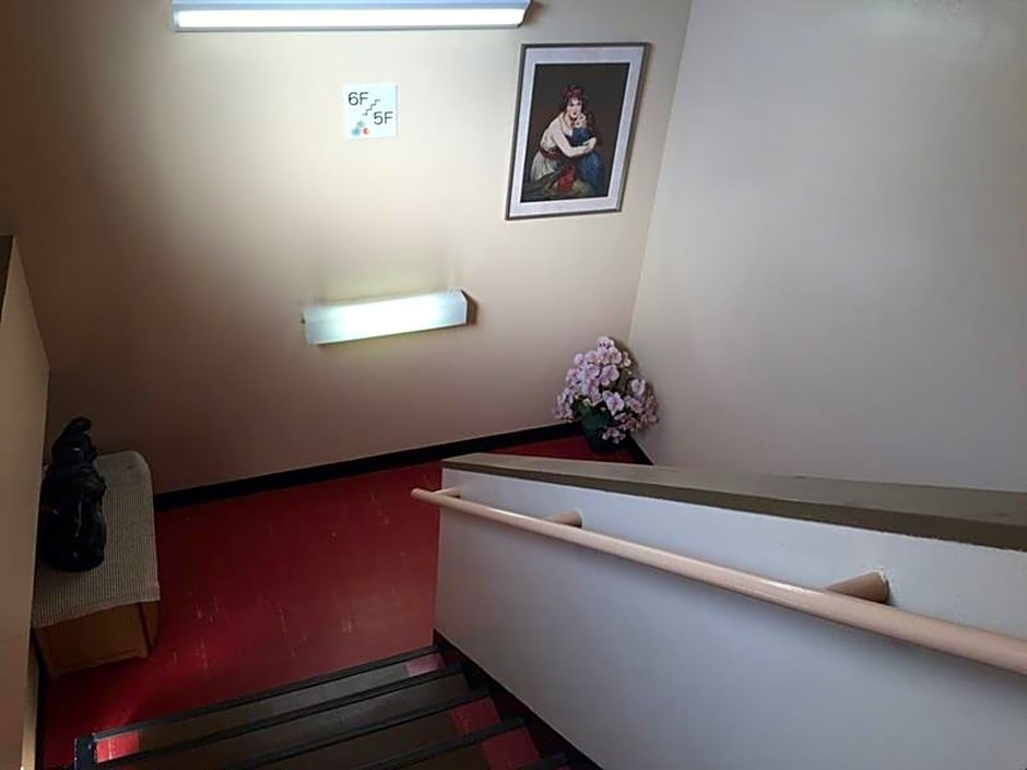 Shochikubai Hostel No.2 - Men Only