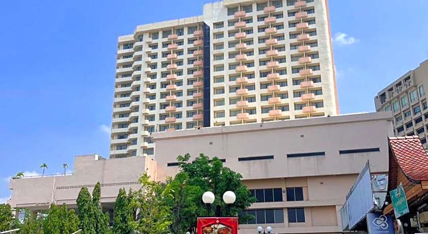 Charoen Thani Khon Kaen Hotel