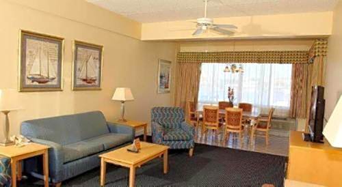 Chart House Suites and Marina
