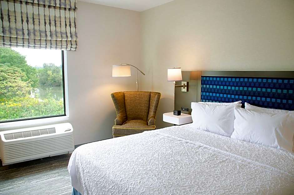 Hampton Inn By Hilton & Suites Lebanon