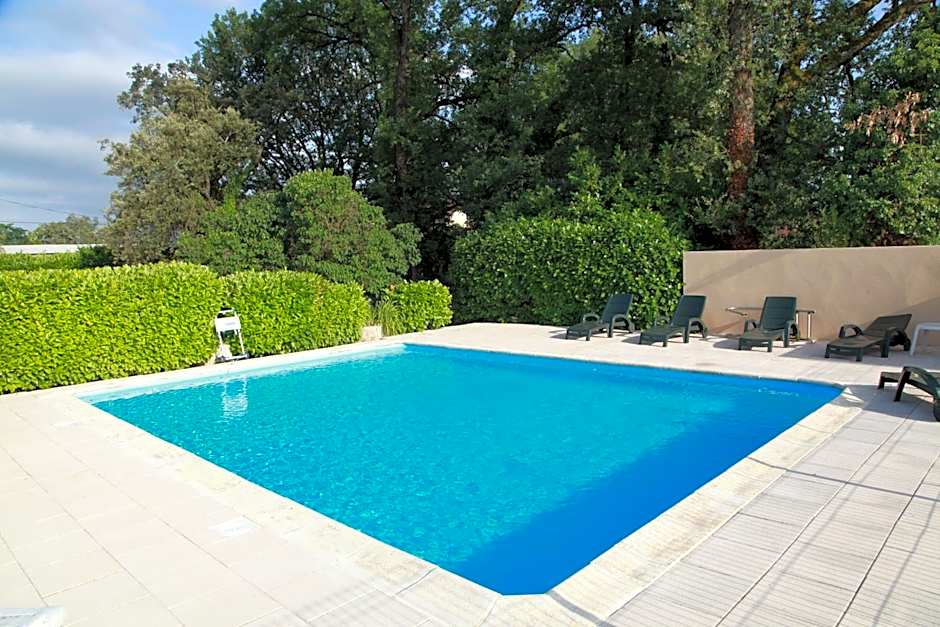 Logis Hotel Restaurant La Borie