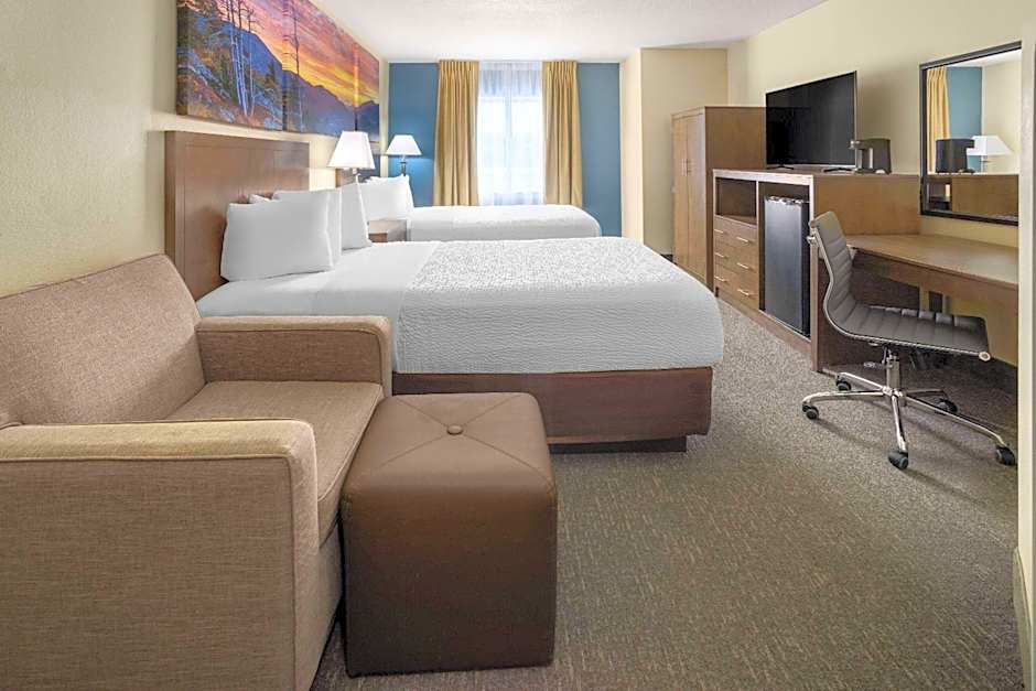 Days Inn by Wyndham Penn State