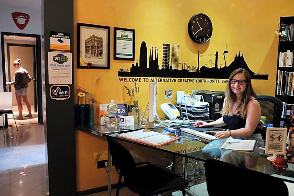 Alternative Creative Youth Hostel Barcelona