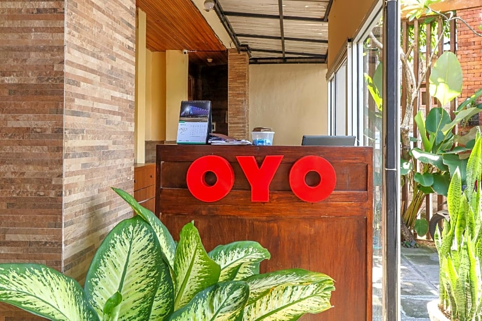 OYO 2581 Ketut Smile