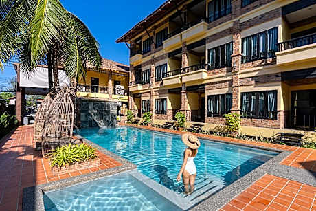 Motive Cottage Resort