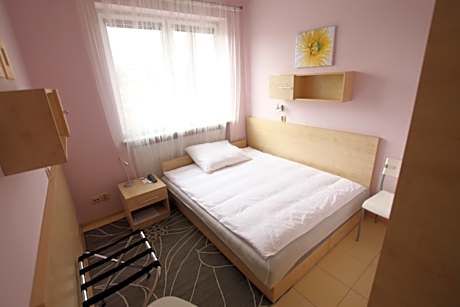 Economy Single Room
