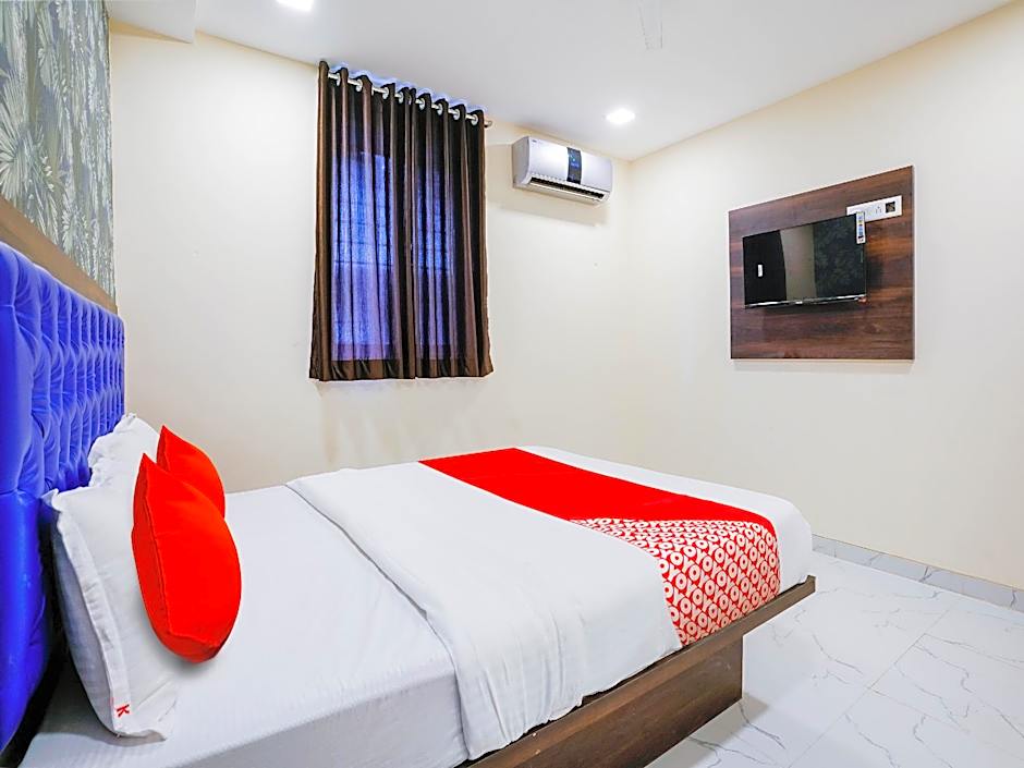 Hotel O King Residency Near Bharat Talkies