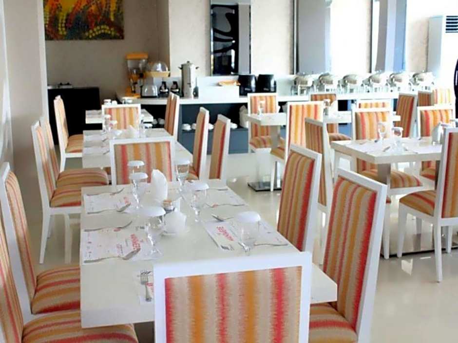 Marina Mamberamo Hotel