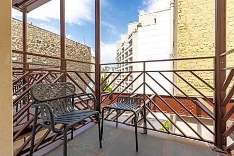 Junior Suite with Balcony