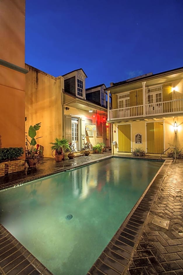 Dauphine Orleans Hotel