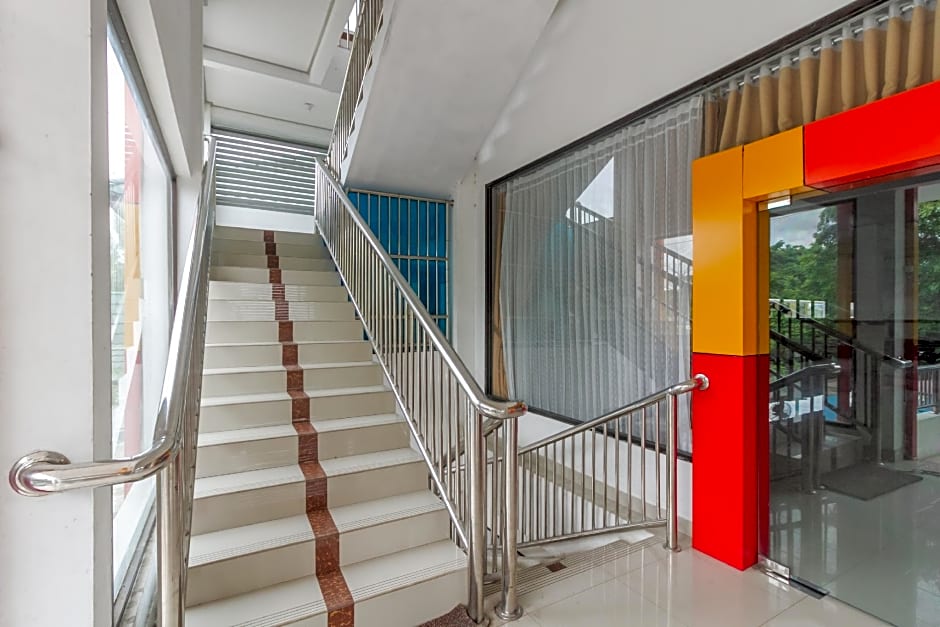 RedDoorz Syariah near RSU Suaka Insan Banjarmasin