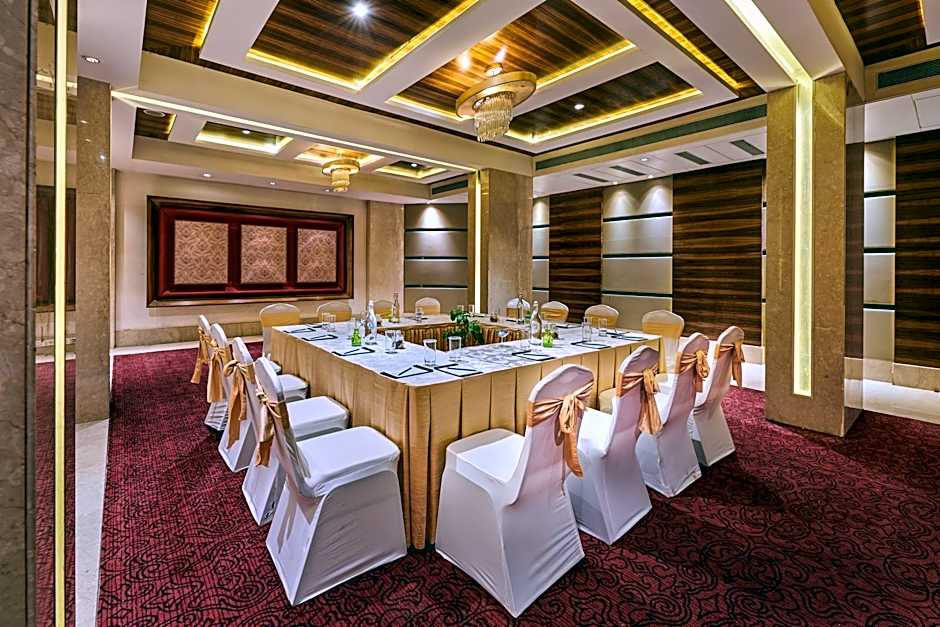 The Pride Nagpur Hotel