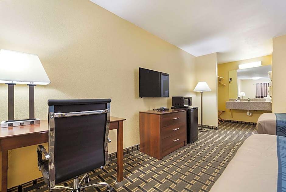 Rodeway Inn Lincoln West - University Area