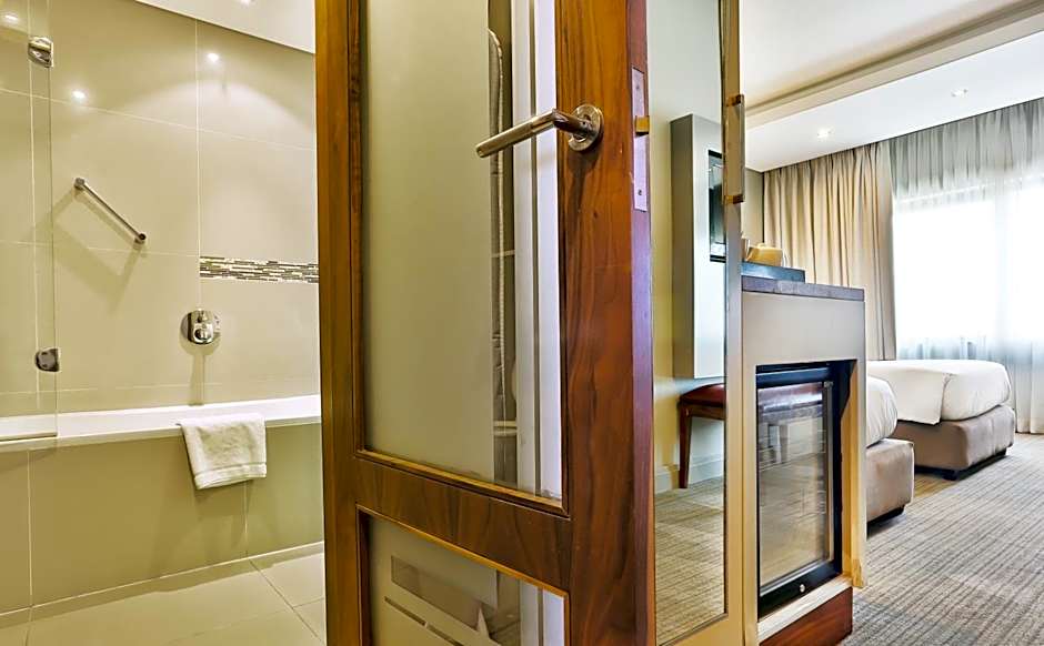 Holiday Inn Johannesburg-Rosebank By IHG