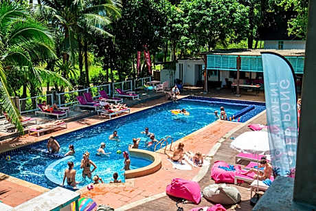 Nomads Ao Nang Party Hostel 18-35 Years Old Only