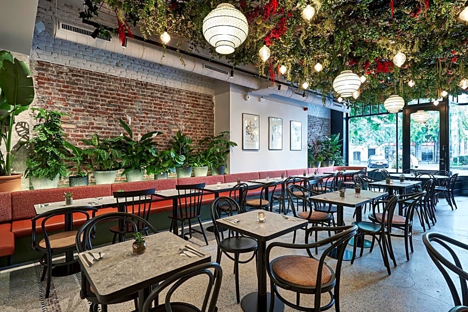 Urban Yard Hotel