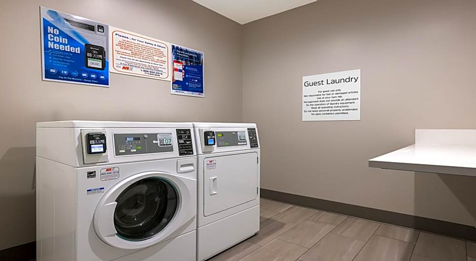 Holiday Inn Express & Suites - Hawaiian Gardens By IHG