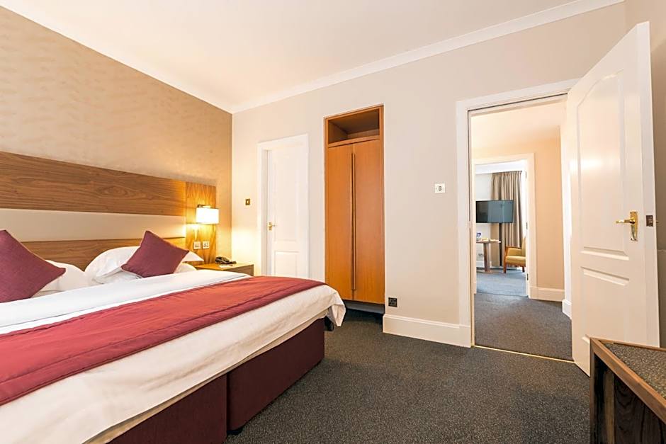Photo 1 of 5 of Deluxe Suite, Sea View