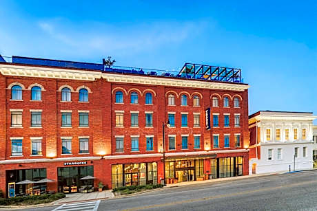 Trilogy Hotel Montgomery, Autograph Collection