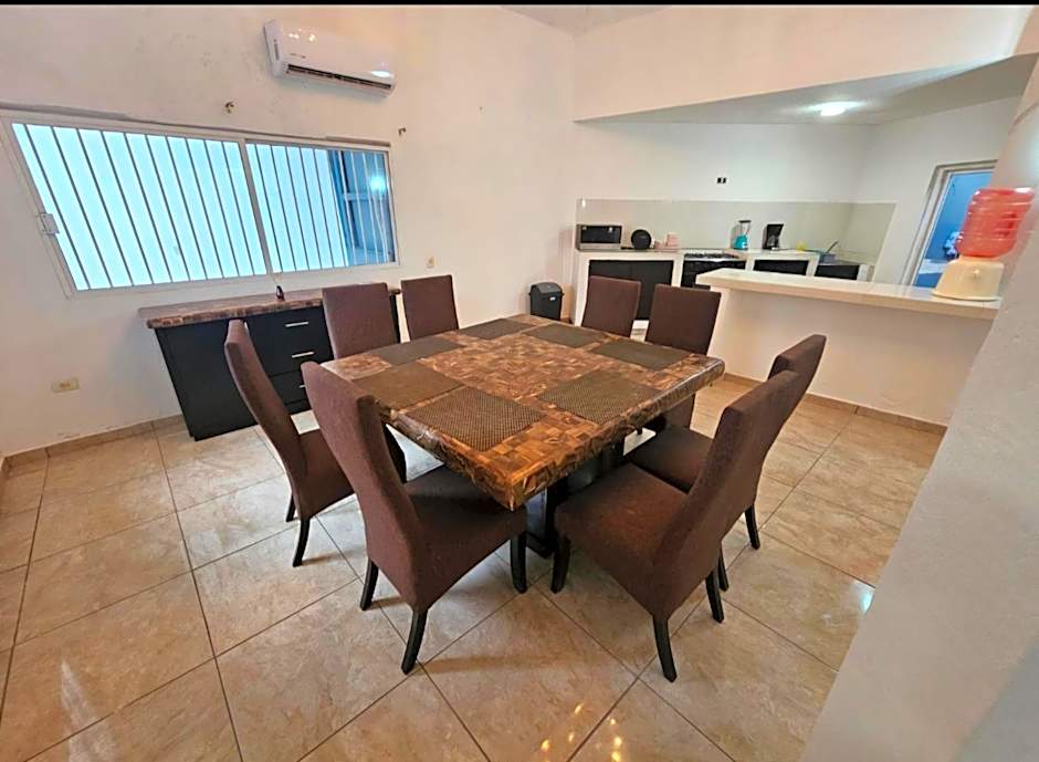 CASA COLOMBIANA EN MAZATLÁN a