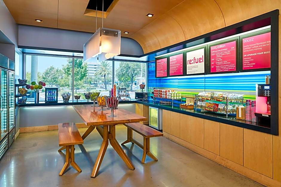 Aloft by Marriott Las Colinas