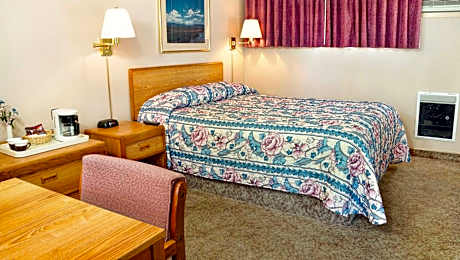 1 Queen Bed Nonsmoking