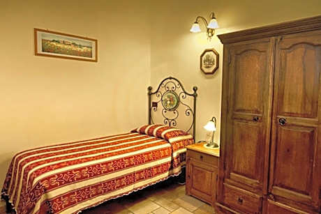 Deluxe Single Room
