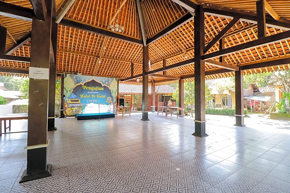 Omah Rohadi Syariah by Ndalem Beong by ZUZU