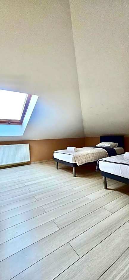 Redwood Hostel by EASY RENT Apartments