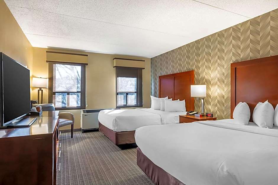 Comfort Inn & Suites Logan International Airport
