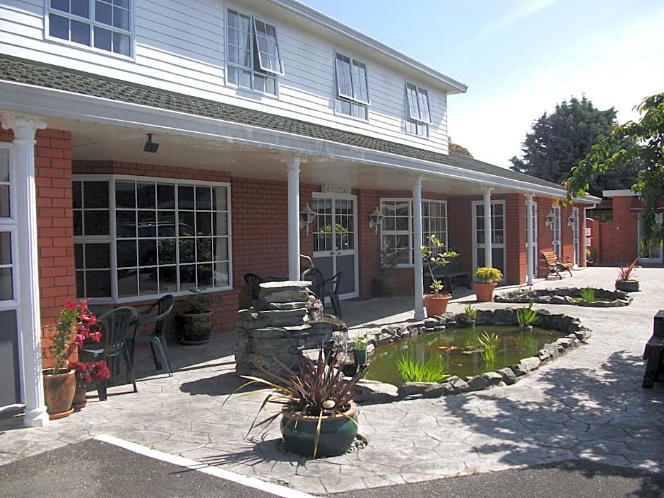 Admirals Motor Lodge