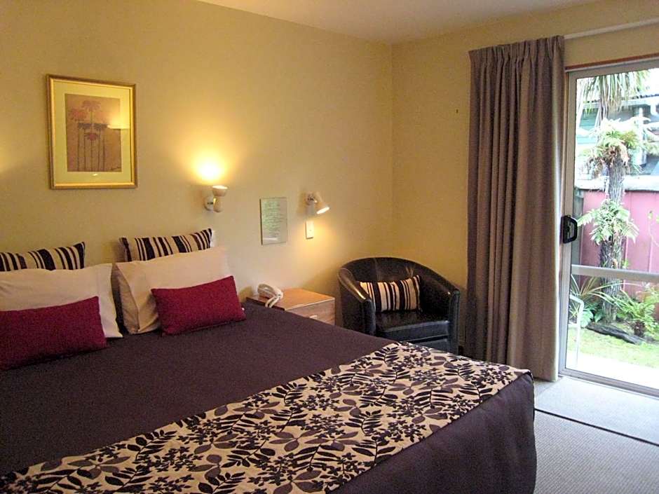 Buller Court on Palmerston